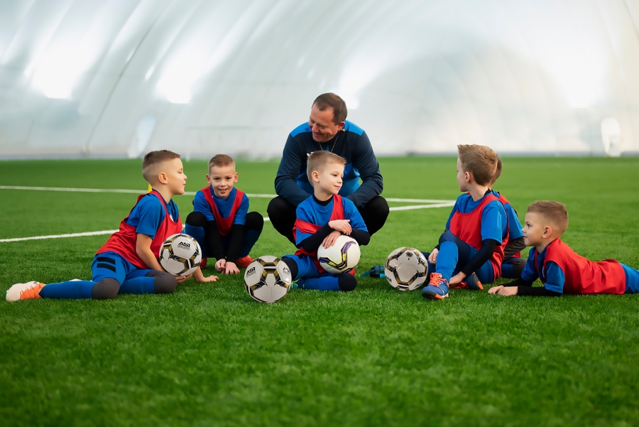 Small-Sided Games example indoor football team under 9 year